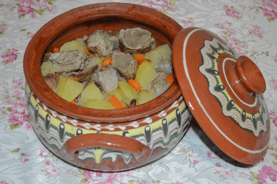 агнешки ребърца гювеч